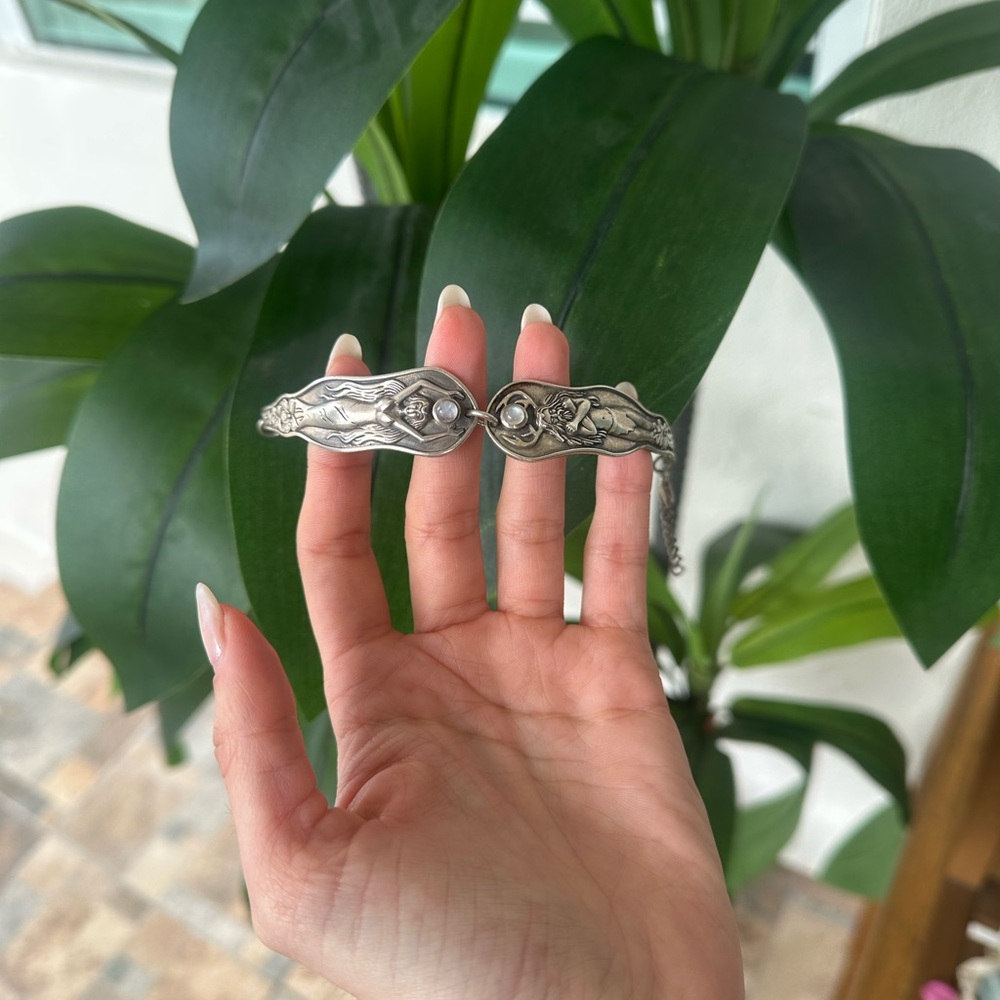 Elegant 925 Sterling Silver Bracelet